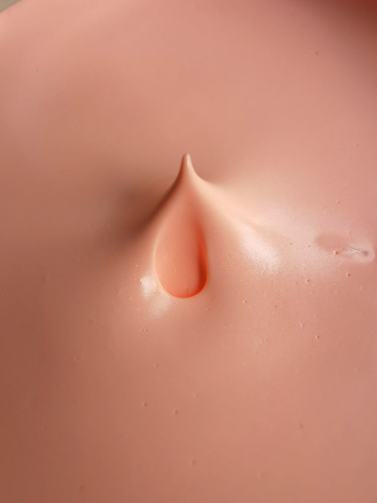 Soothing & Clarifying Clay Mask texture